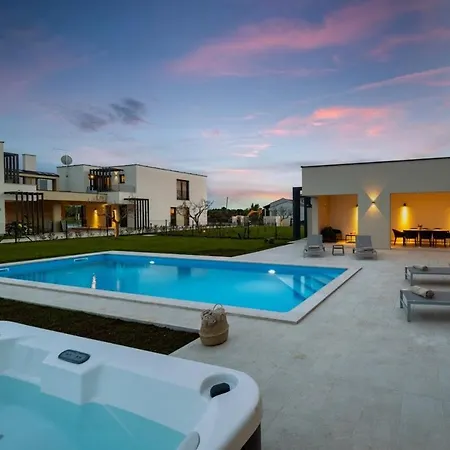 Guest house Chiara By Seeadria Agency *