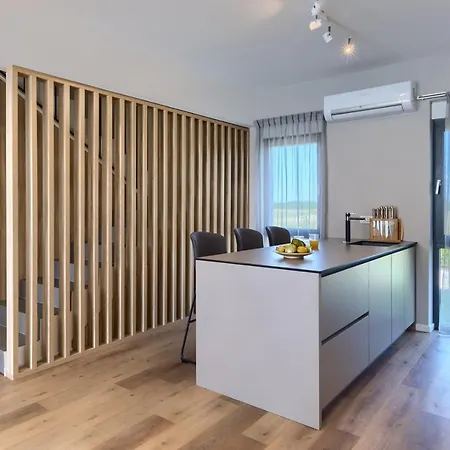 Guest house Chiara By Seeadria Agency *